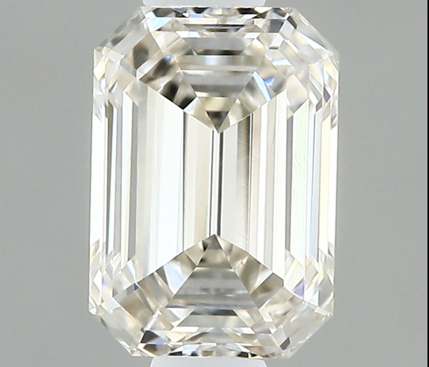 0.51 ct Emerald Diamond