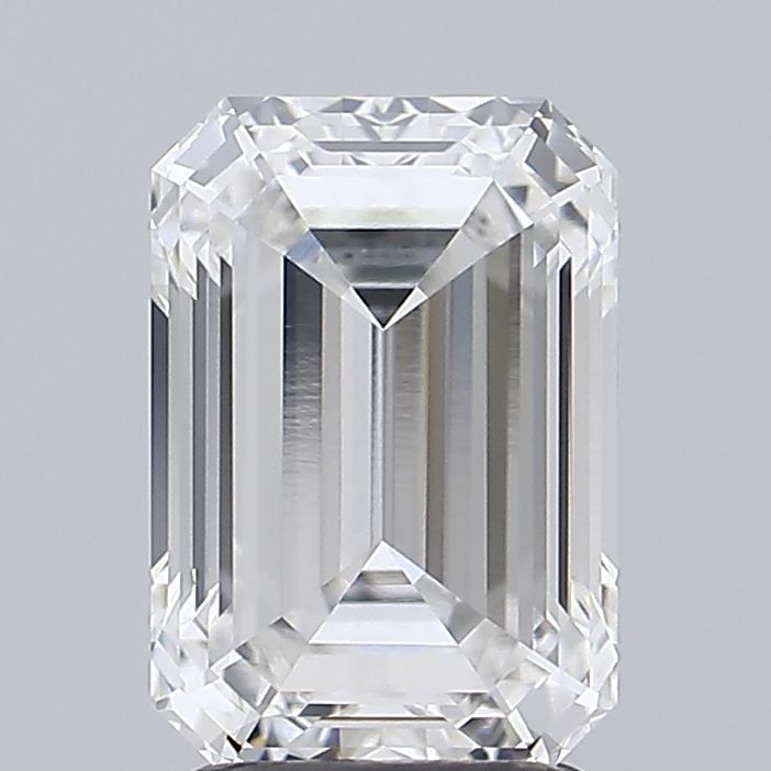 2.60 ct. emerald Lab Grown Diamond front image
