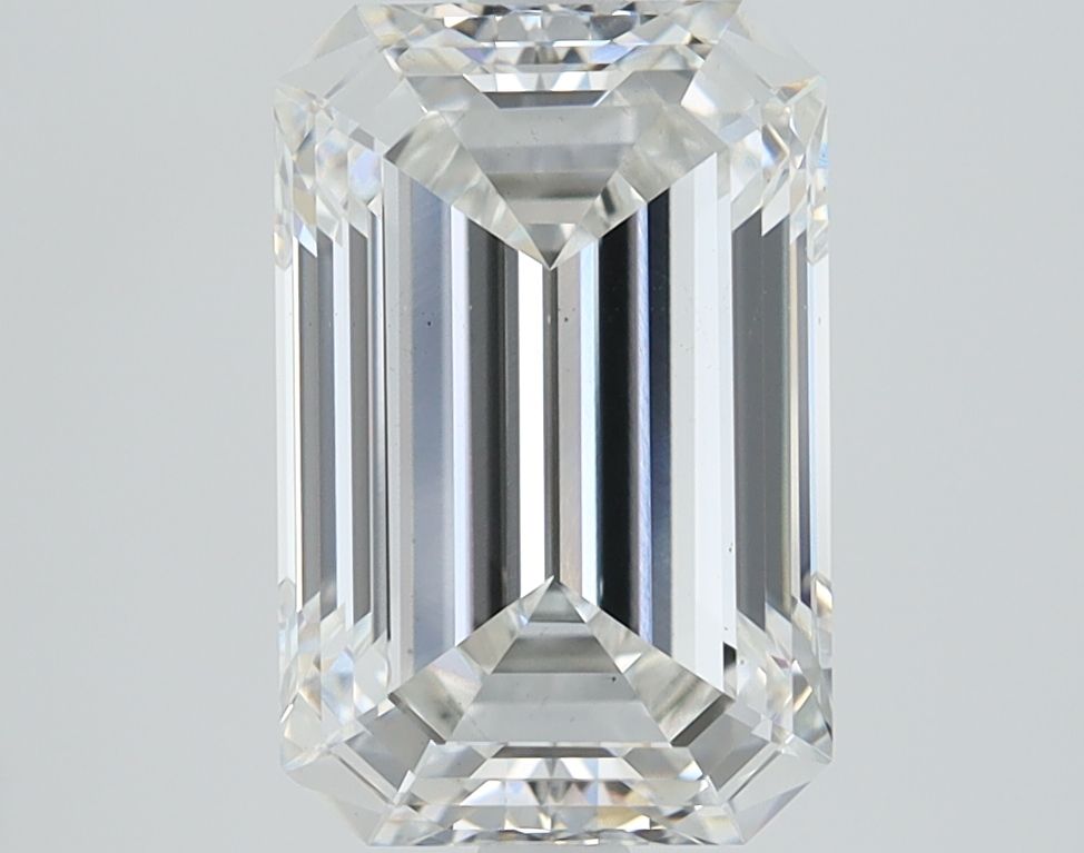 3.11 ct Emerald diamond