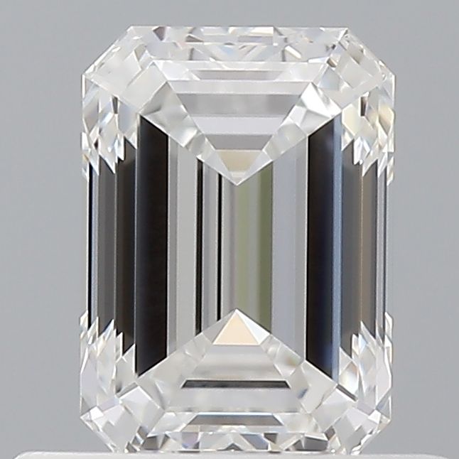 0.70 ct Emerald diamond
