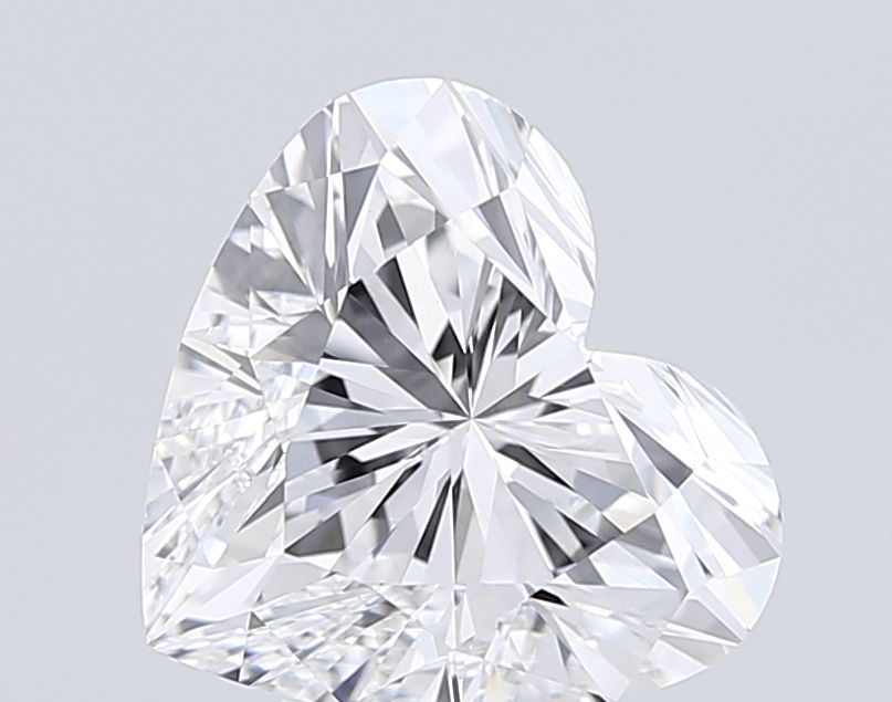 3.27 carat e VVS2 EX Cut IGI heart diamond