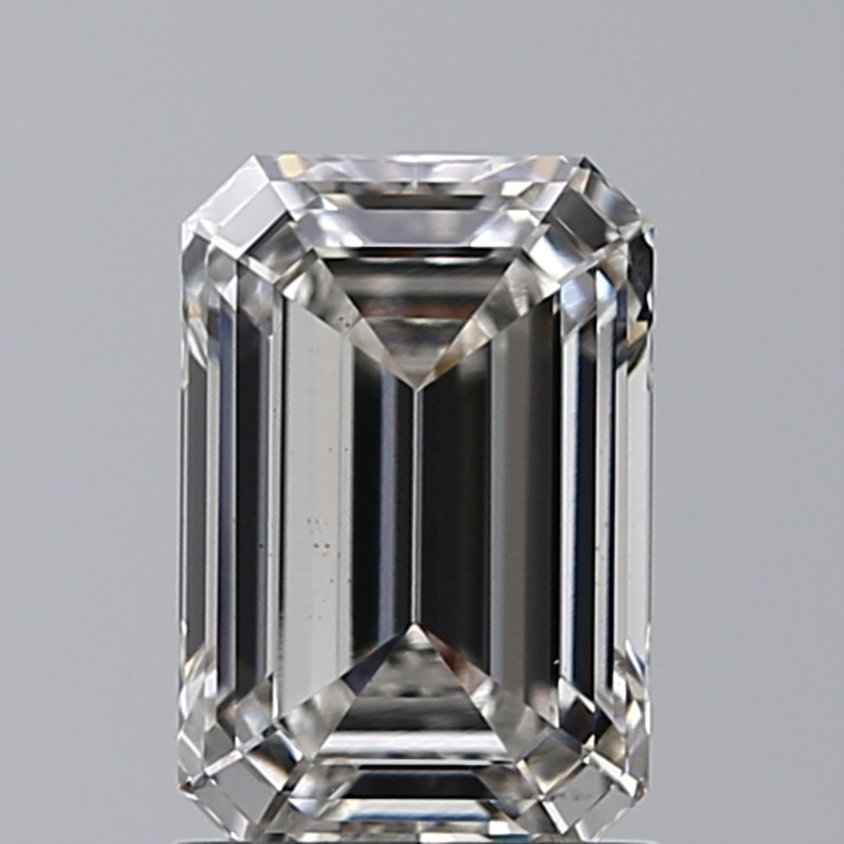 1.31 ct Emerald diamond