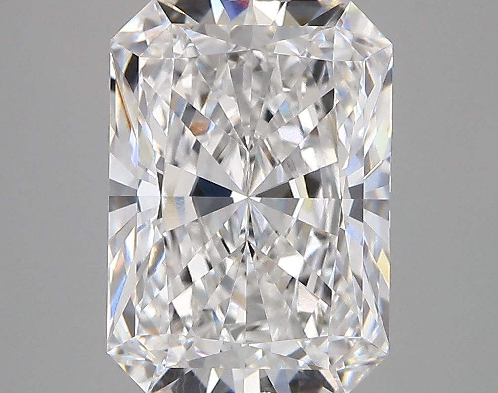 4.32 ct. radiant Lab Grown Diamond front image