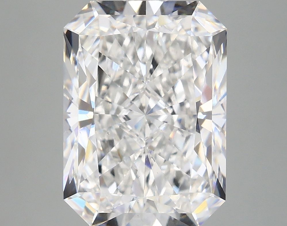 4.81 ct. radiant Lab Grown Diamond front image