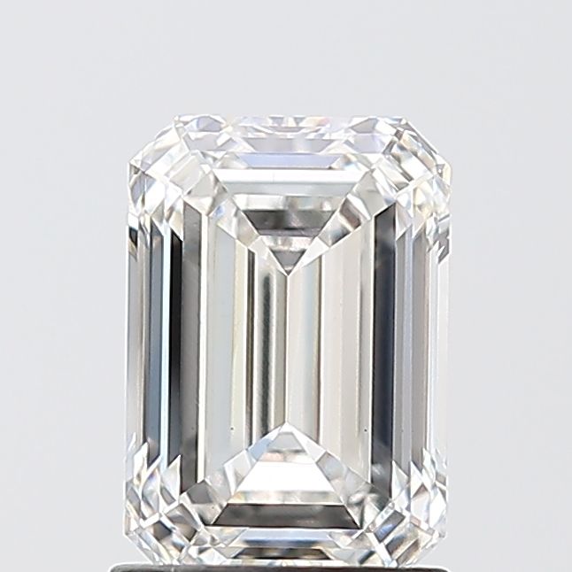 1.60 ct Emerald diamond