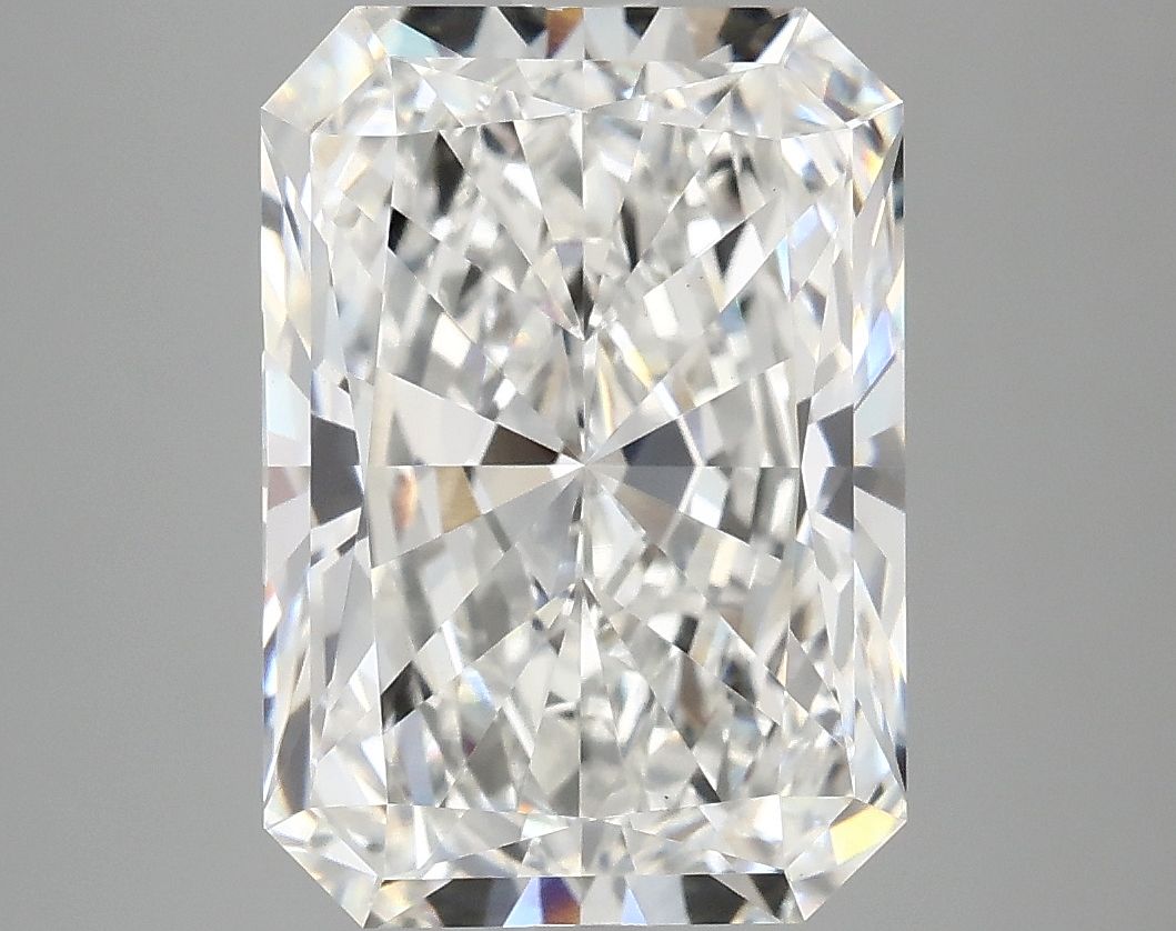5.05 ct. radiant Lab Grown Diamond front image