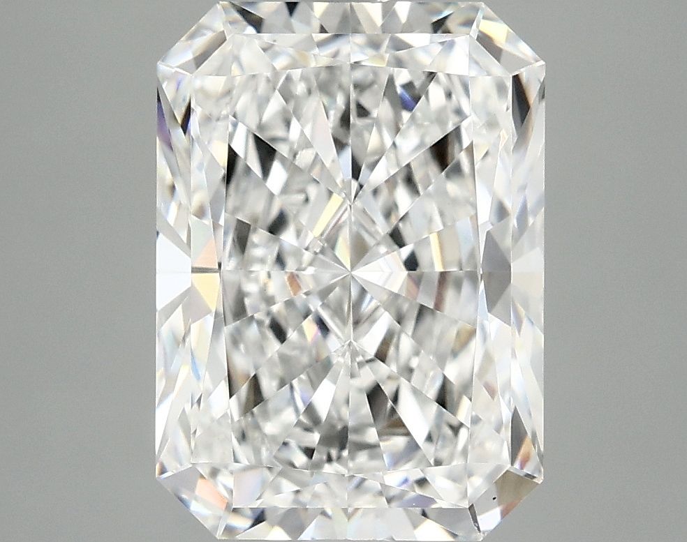 3.72 ct. radiant Lab Grown Diamond front image