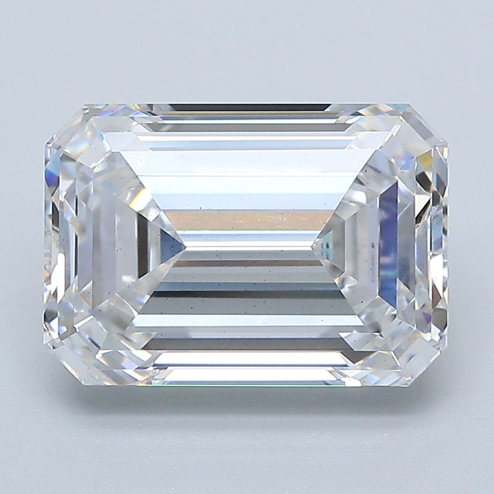 4.77 ct. emerald Lab Grown Diamond front image