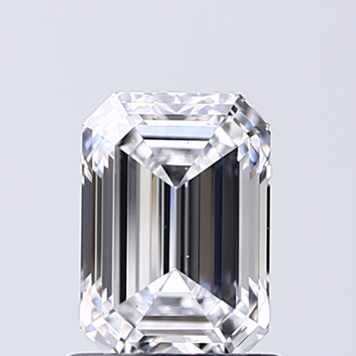 1.01 ct. emerald Lab Grown Diamond front image