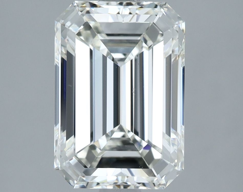 3.03 ct Emerald diamond