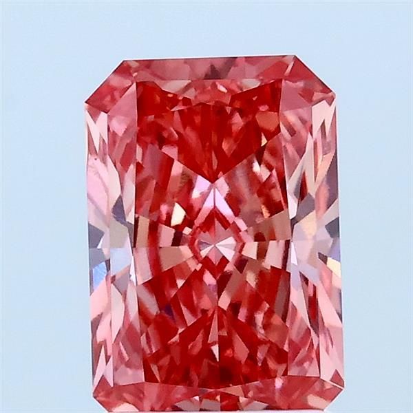 1.59 CT Fancy Vivid Pink RADIANT