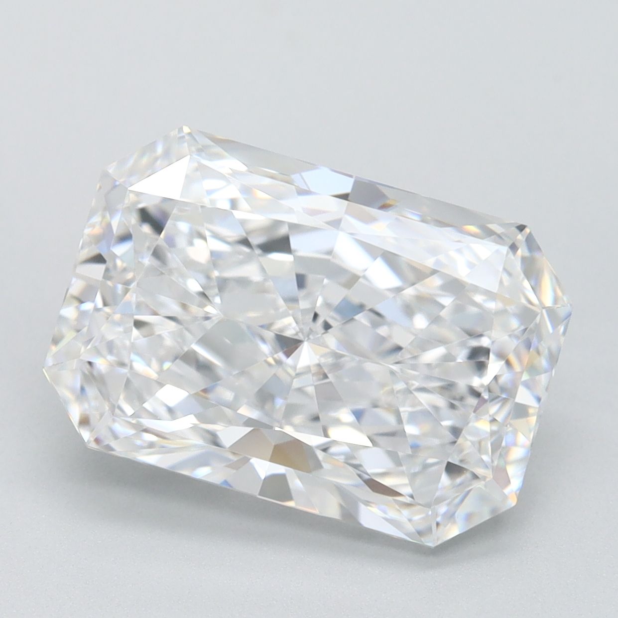 4.05 ct. radiant Lab Grown Diamond front image