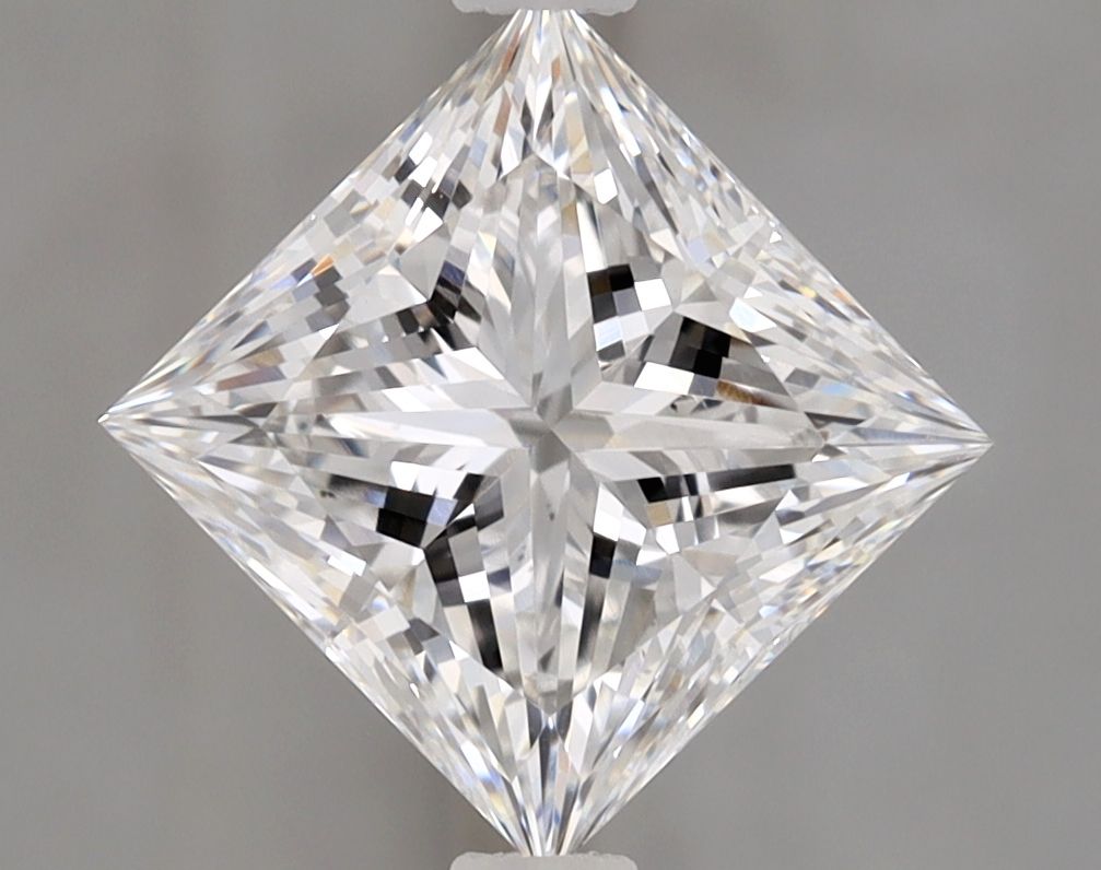 1.77 ct. princess Lab Grown Diamond front image