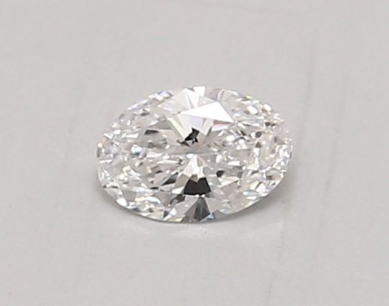 0.3 ct lab-grown Oval Diamond