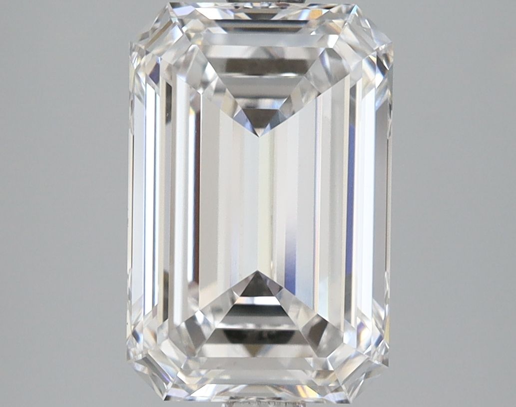 3.50 ct. emerald Lab Grown Diamond front image