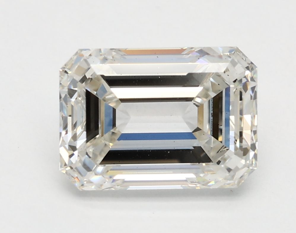 2.23 ct. emerald Lab Grown Diamond front image