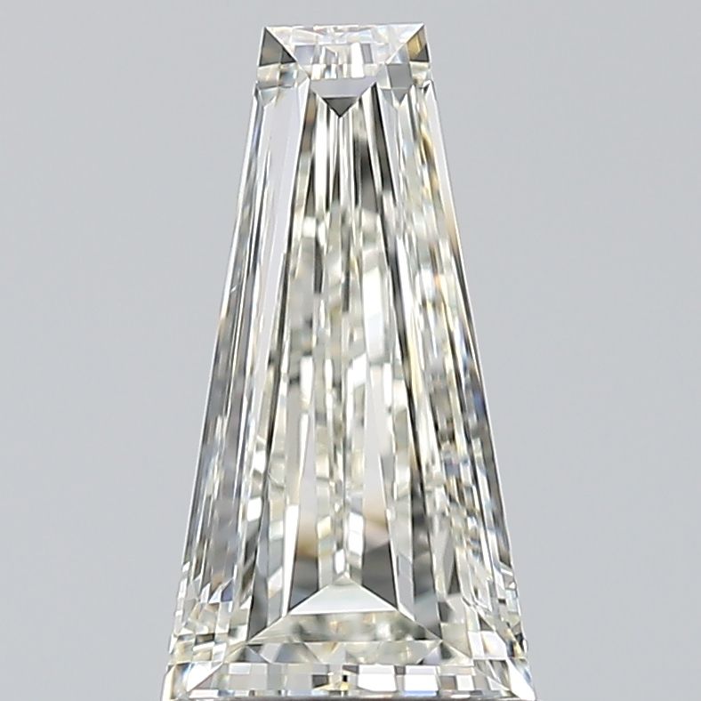 0.9 ct Tapered baguette Diamond