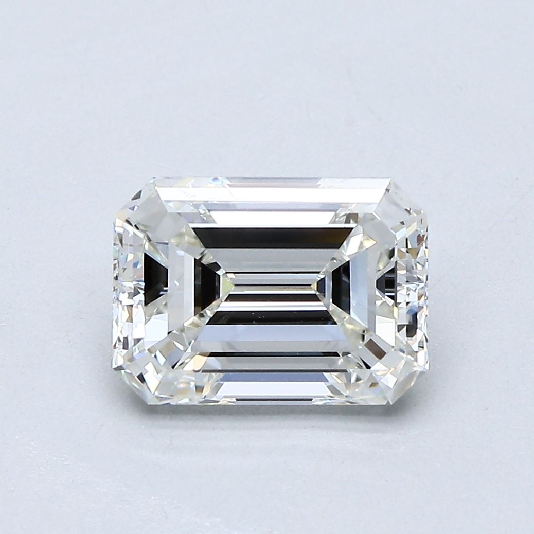 1.98 ct Emerald diamond