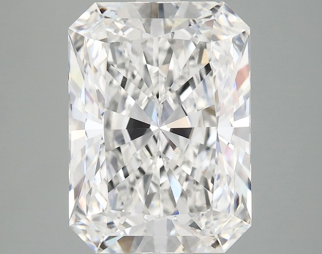 4.98 ct. radiant Lab Grown Diamond front image