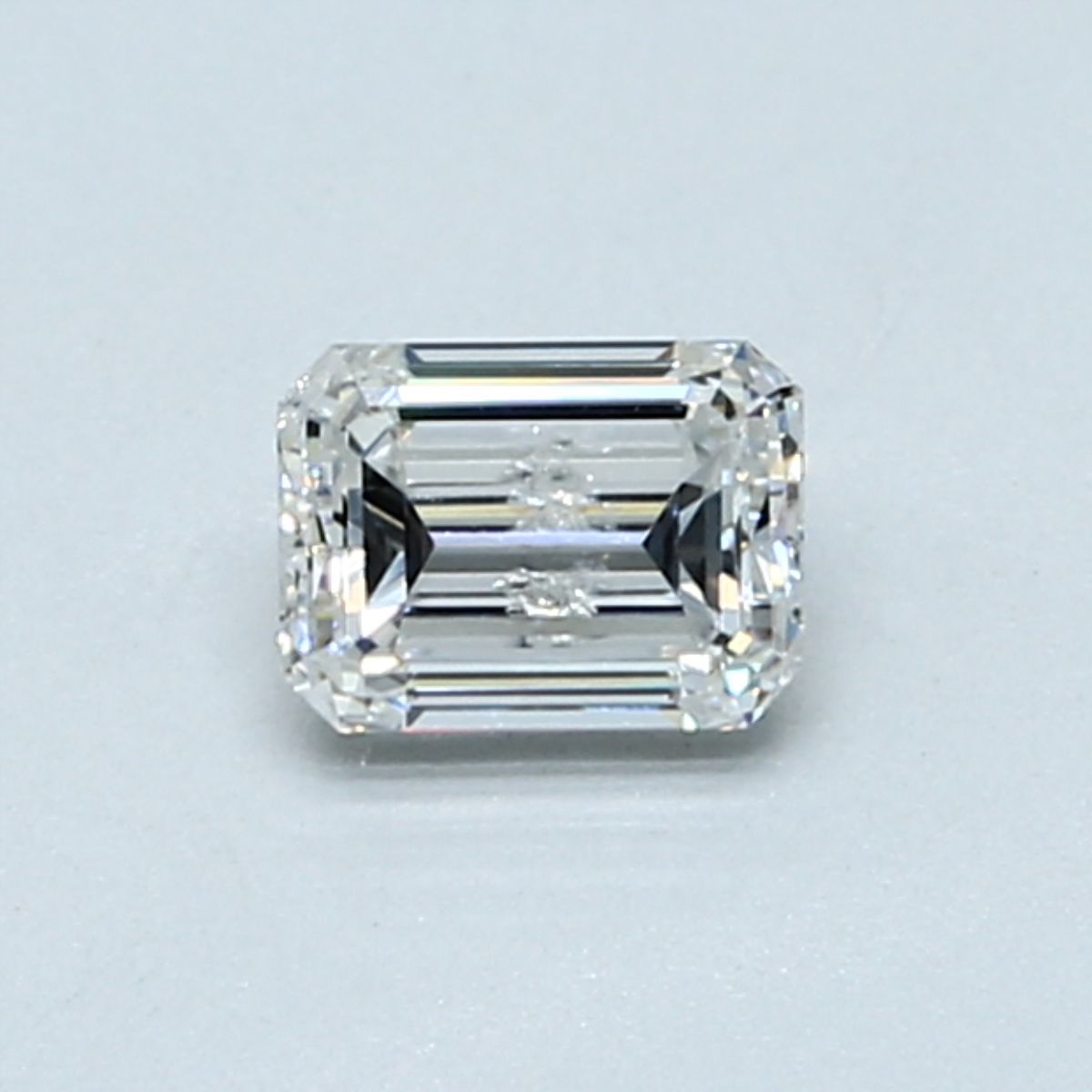 0.49 ct Emerald Diamond