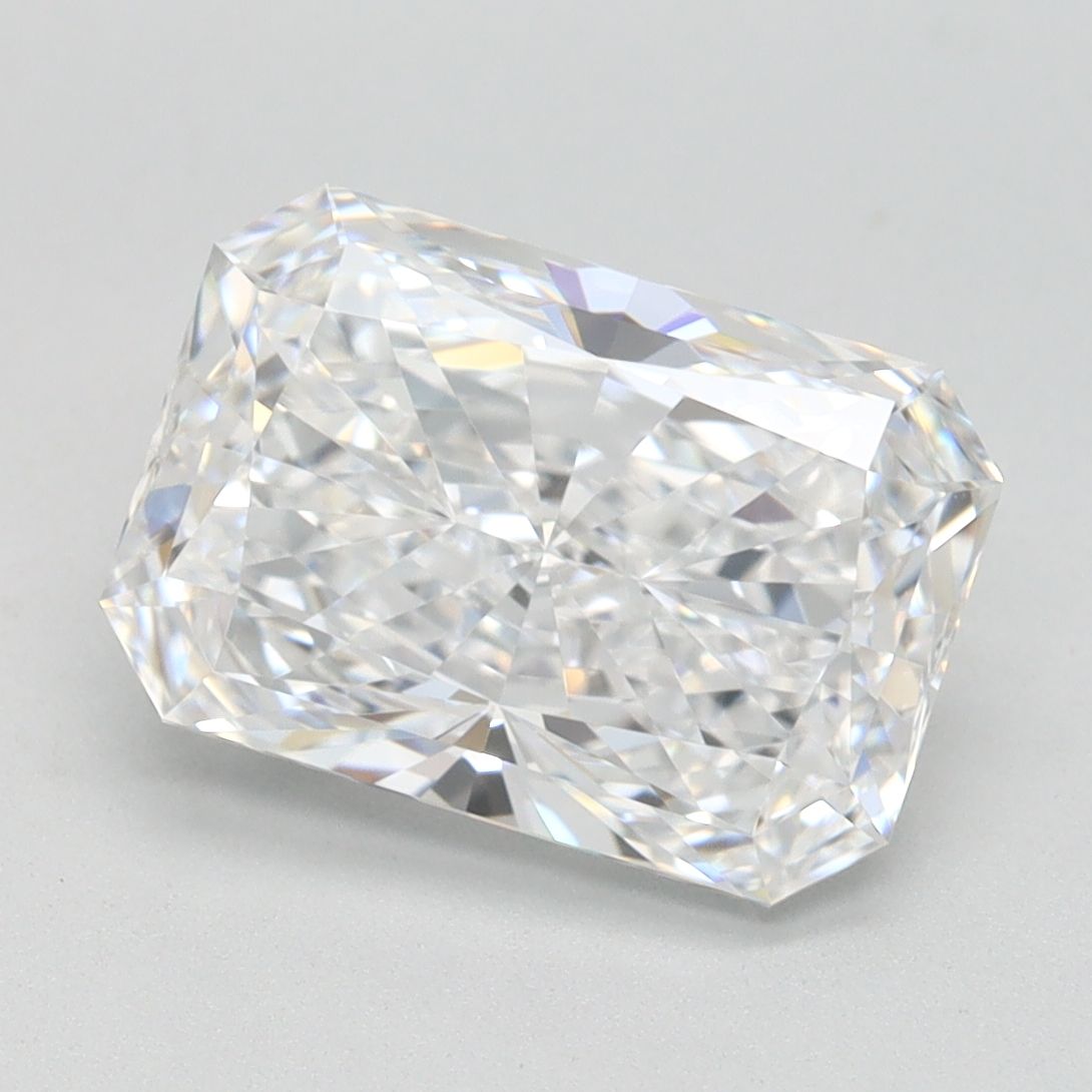 2.47 ct. radiant Lab Grown Diamond front image