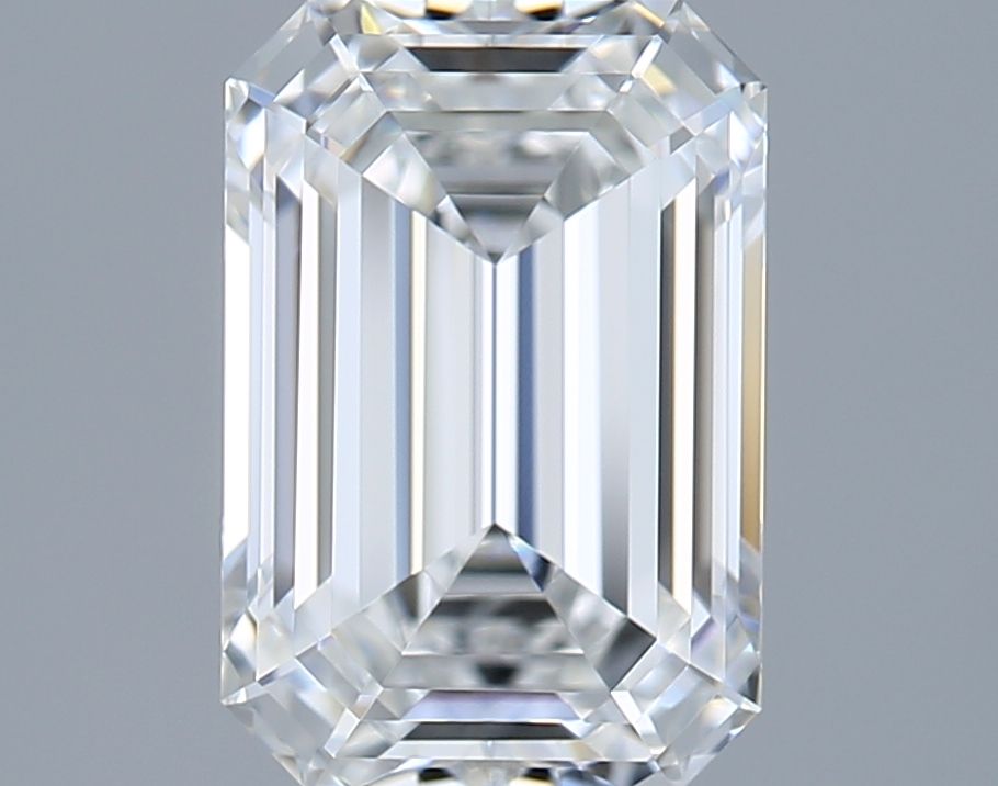 1.56 ct. emerald Lab Grown Diamond front image