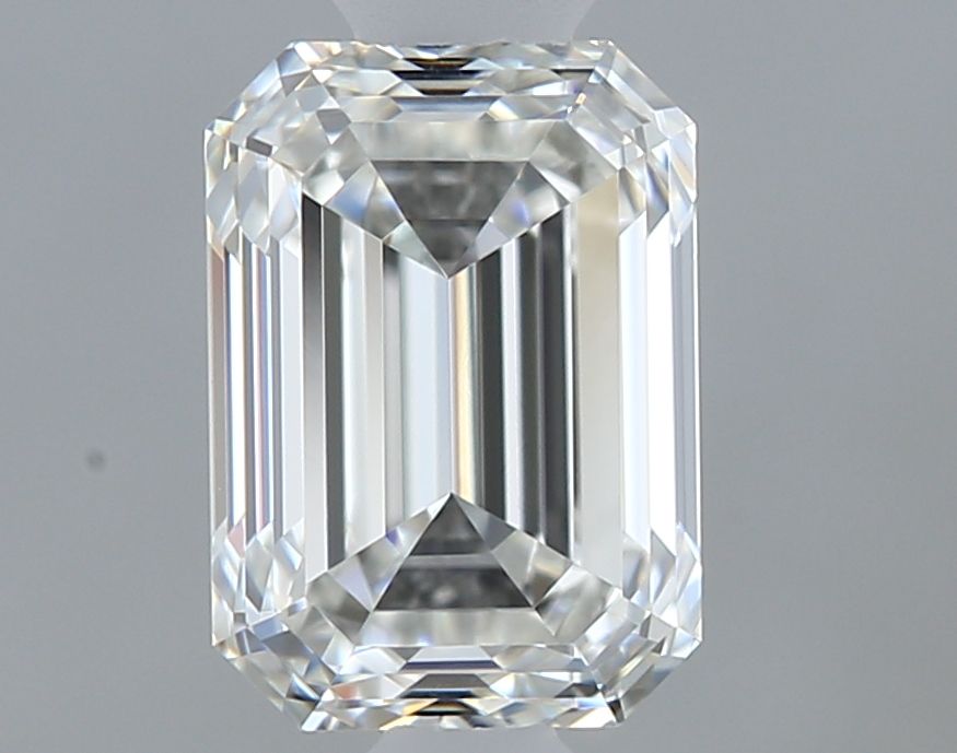 0.70 ct Emerald diamond