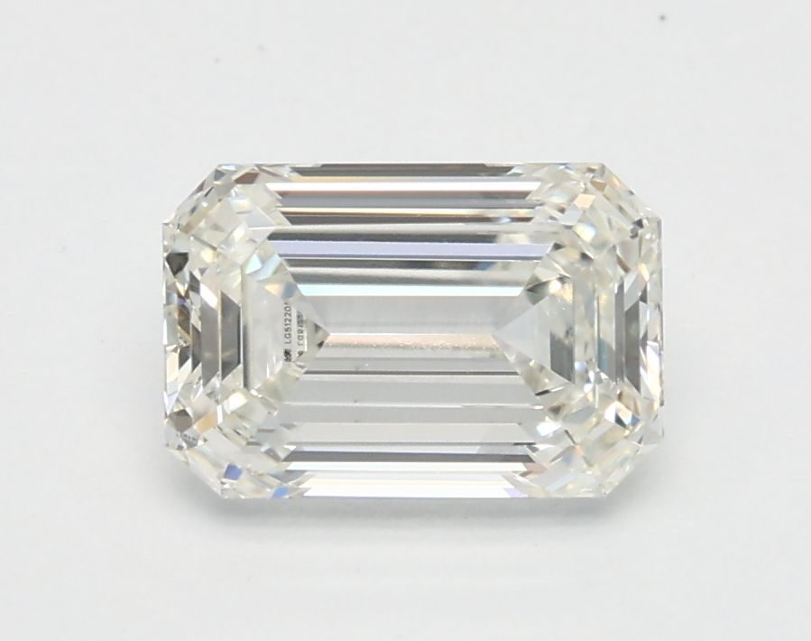 1.04 ct. emerald Lab Grown Diamond front image