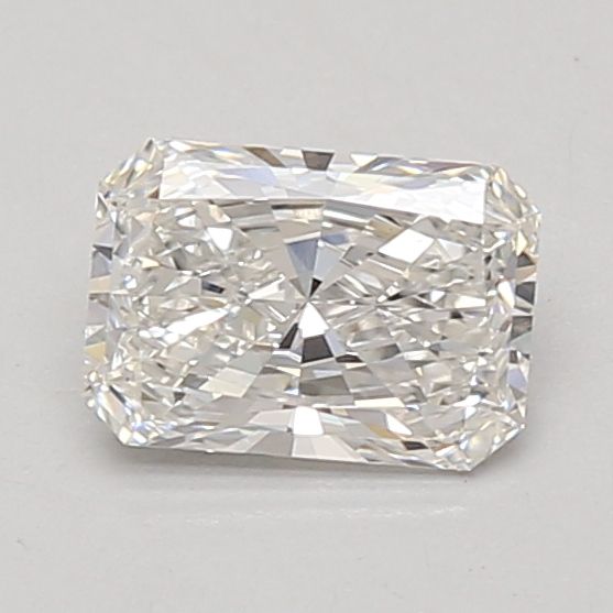 0.9 ct lab-grown Radiant Diamond