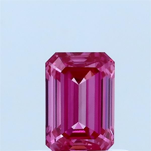 0.59 ct Emerald diamond
