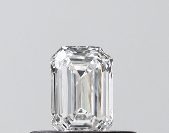 0.33 ct lab-grown Emerald Diamond