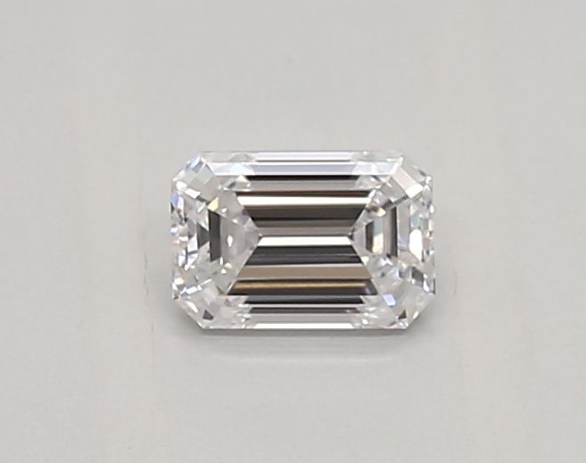 0.32 ct lab-grown Emerald Diamond