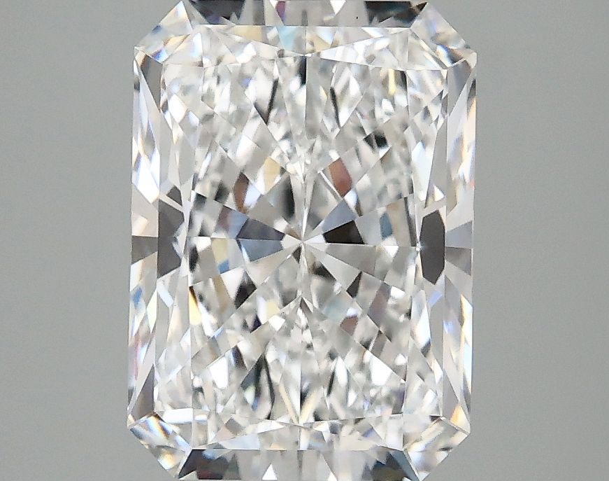 2.59 ct. radiant Lab Grown Diamond front image