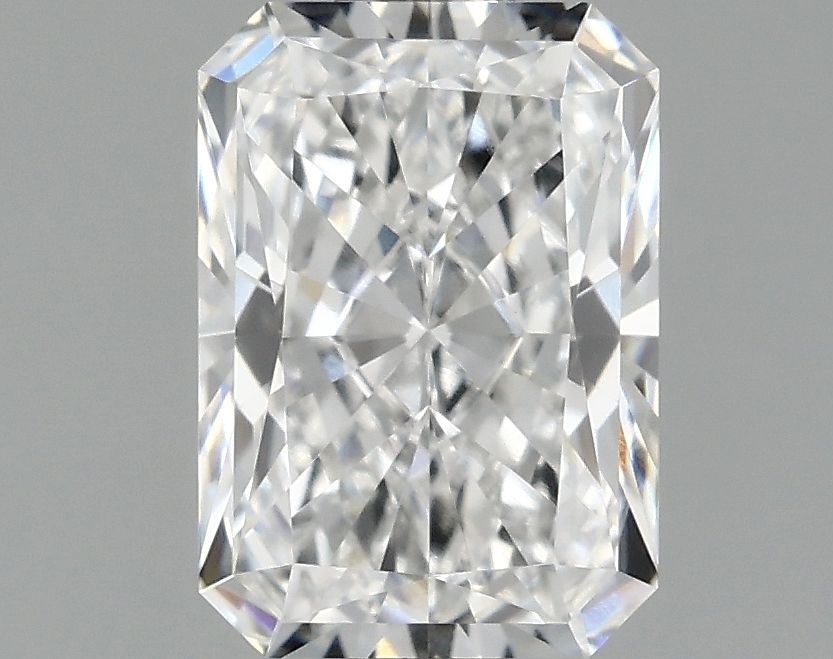1.07 ct. radiant Lab Grown Diamond front image