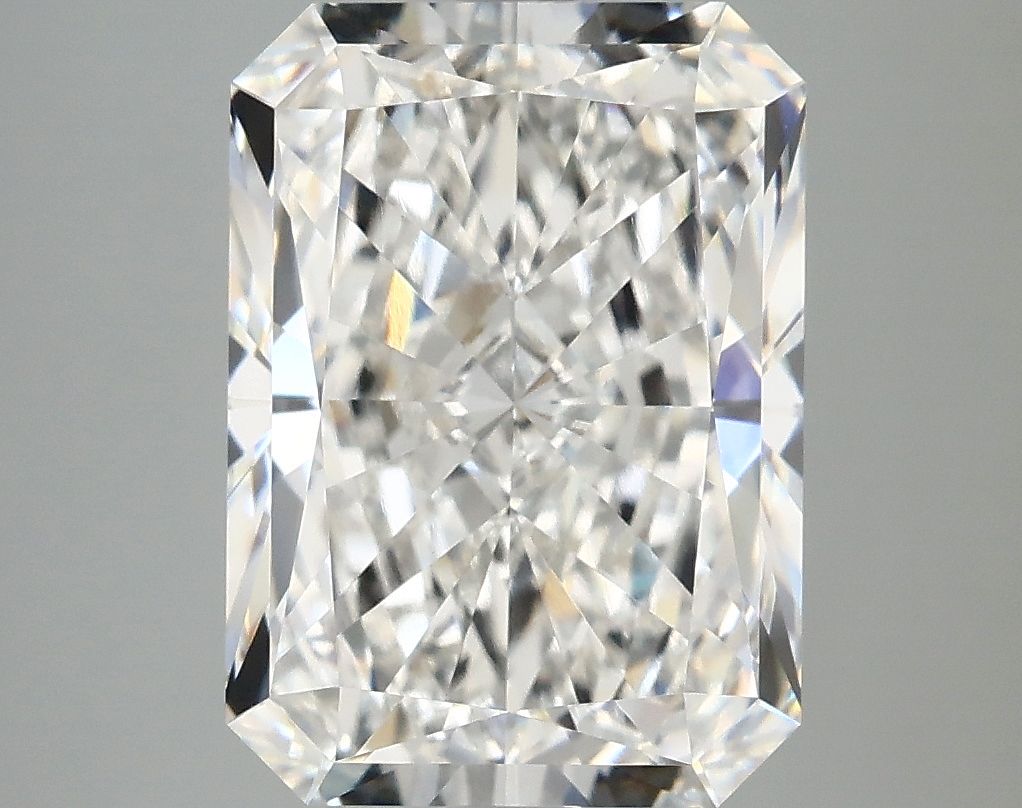 4.79 ct. radiant Lab Grown Diamond front image