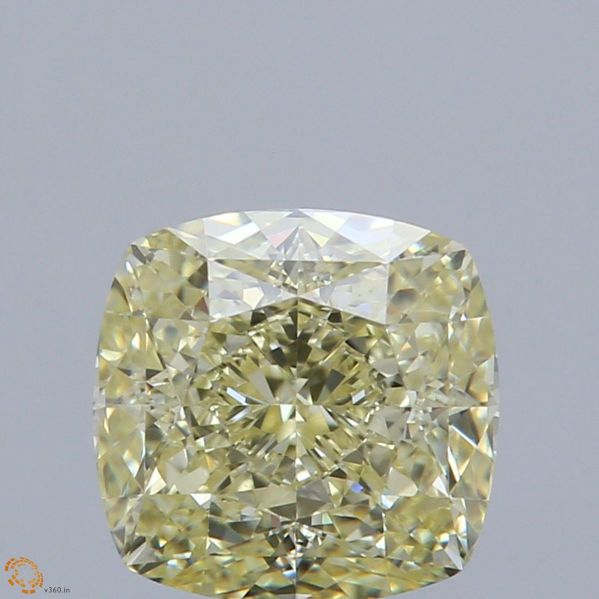 2.04 ct Cushion Brilliant diamond