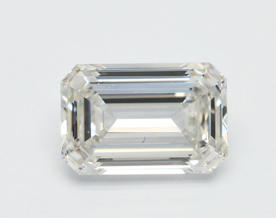 1.05 ct Emerald diamond