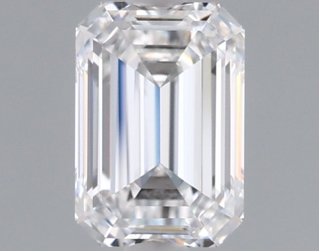 1.04 ct. emerald Lab Grown Diamond front image