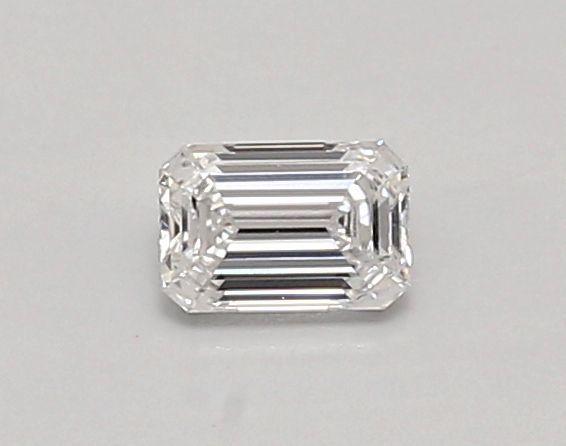 0.39 ct lab-grown Emerald Diamond