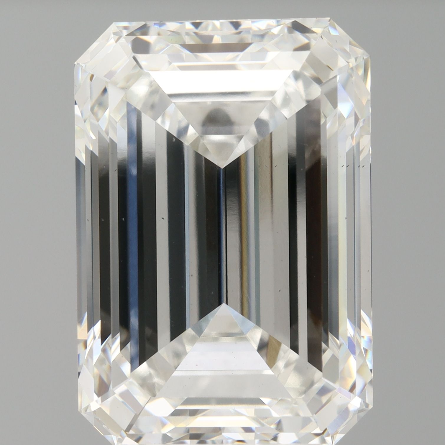 7.06 ct. emerald Lab Grown Diamond front image