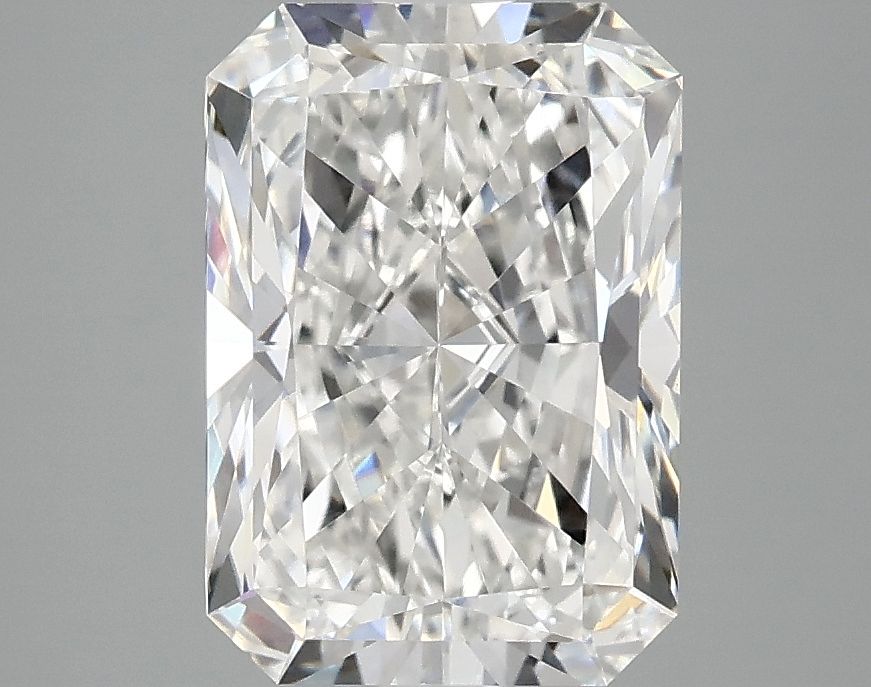 3.05 ct. radiant Lab Grown Diamond front image