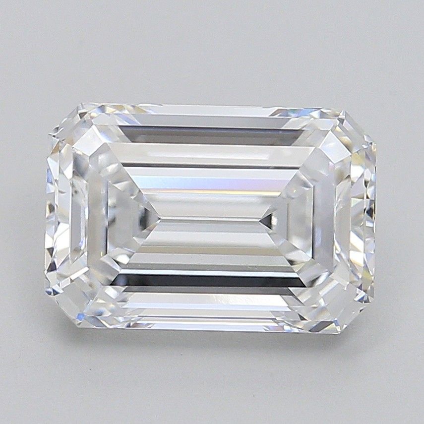 4.31 ct. emerald Lab Grown Diamond front image