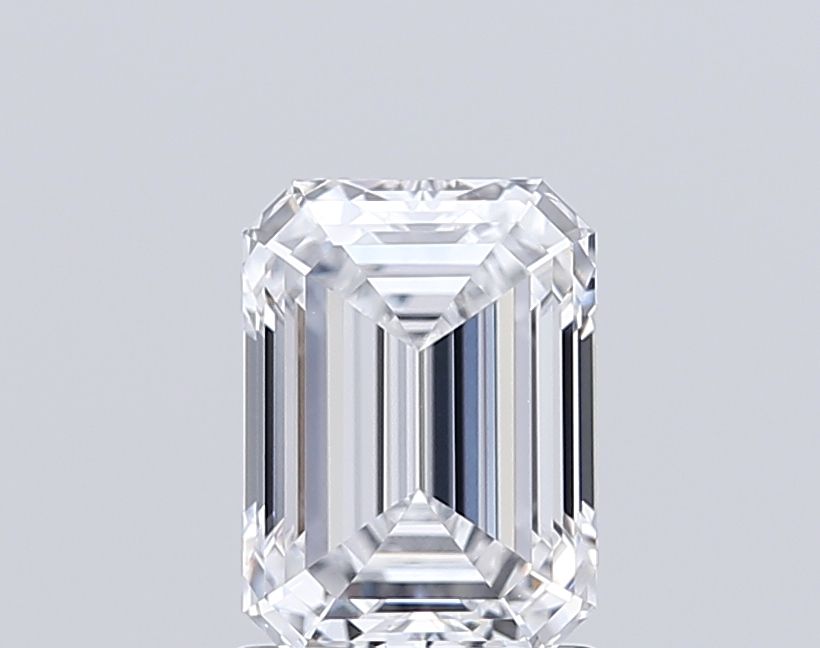 1.52 ct. emerald Lab Grown Diamond front image