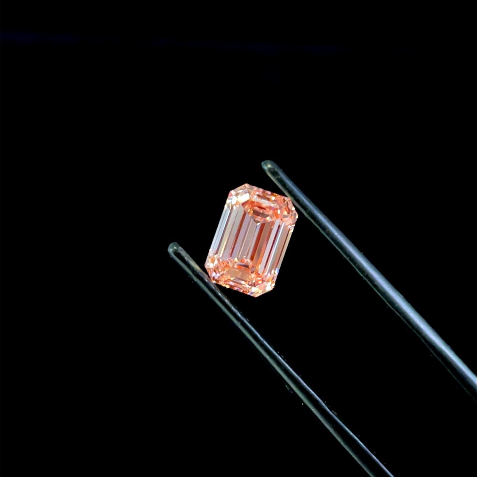2.07 ct. emerald Lab Grown Diamond front image