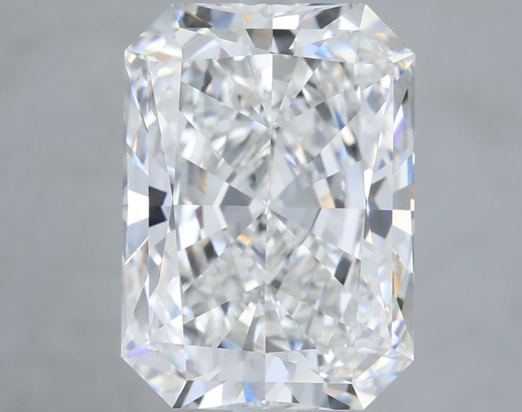 5.07 ct. radiant Lab Grown Diamond front image