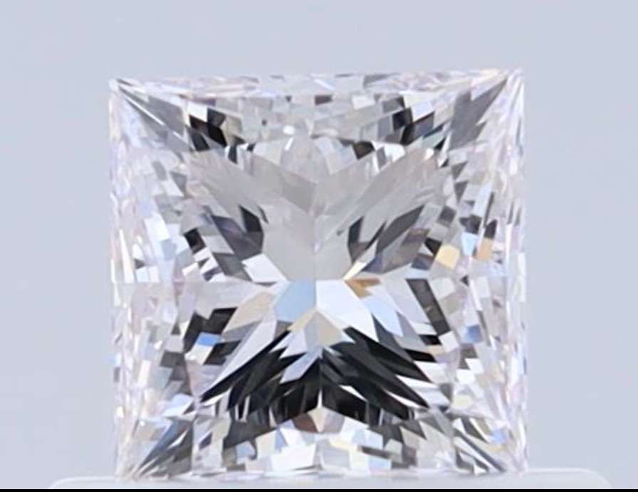 0.51 ct Square diamond