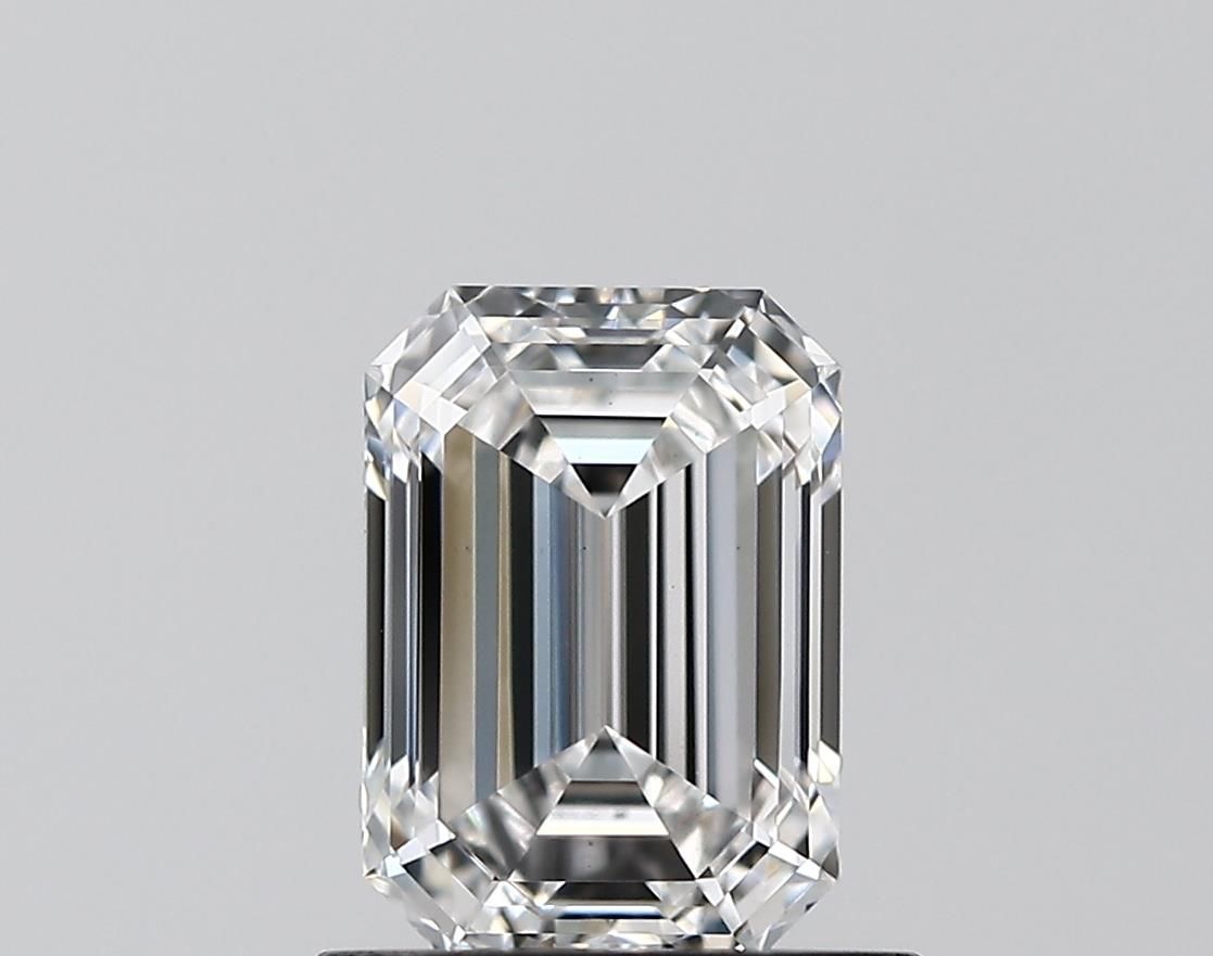 0.90 ct. emerald Lab Grown Diamond front image