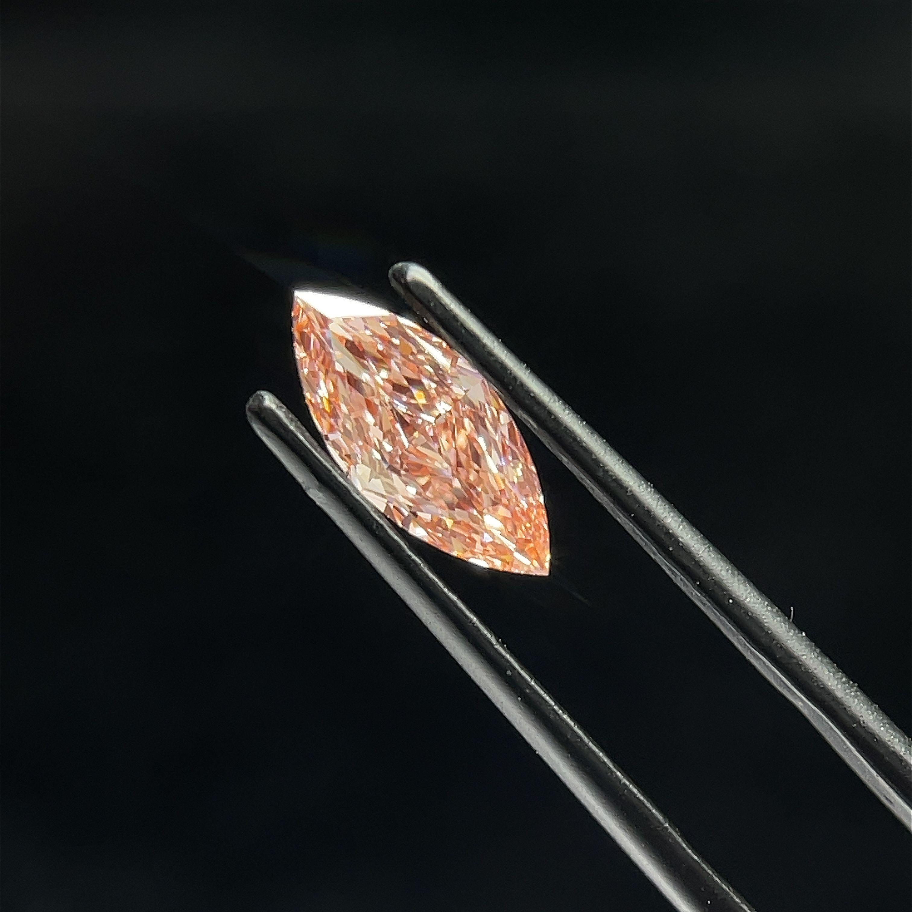 1.13 CT Fancy Vivid Pink MARQUISE