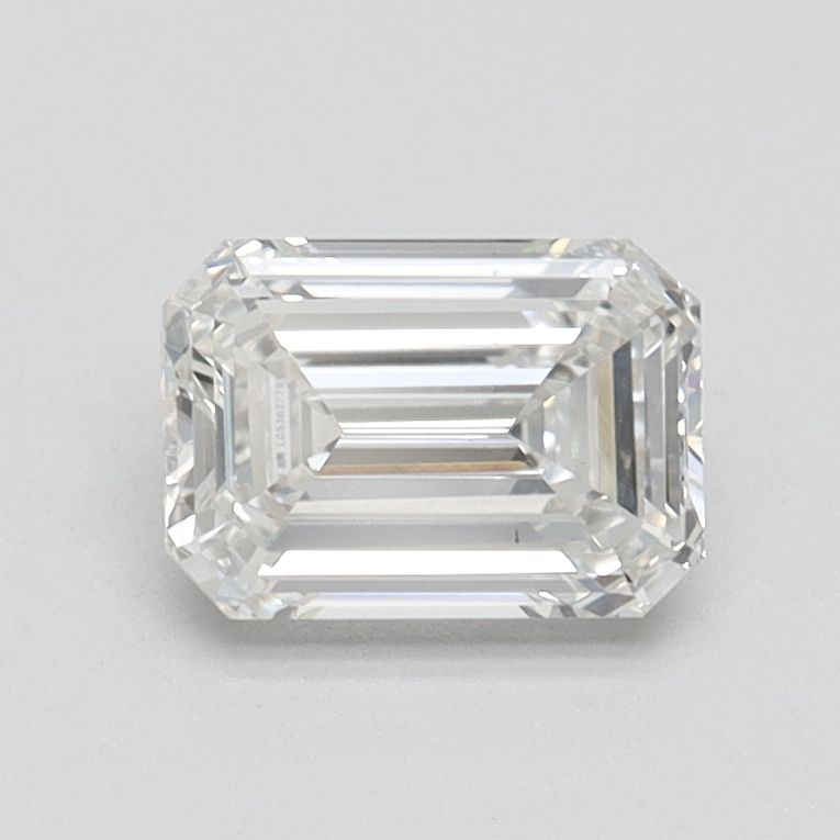 0.90 ct Emerald diamond