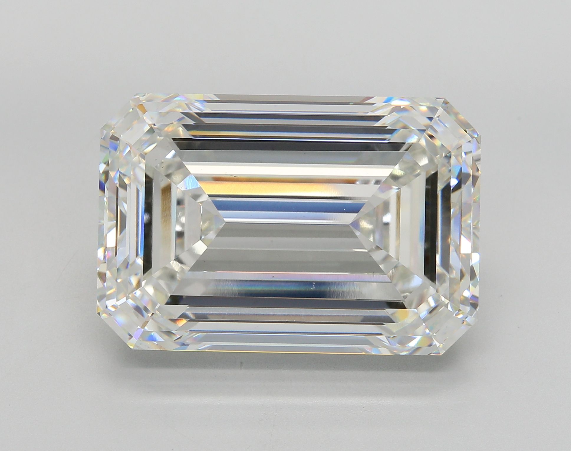 31.03 ct. emerald Lab Grown Diamond front image